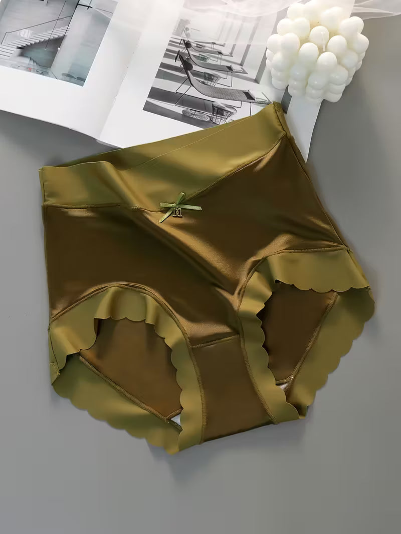 Pack de 4 Culottes Satinées Incontournable+ 1 Gratuite