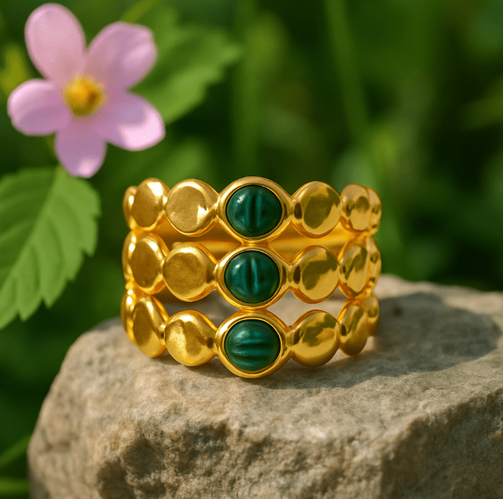 Bague Triple Dorée avec Pierres de Malachite