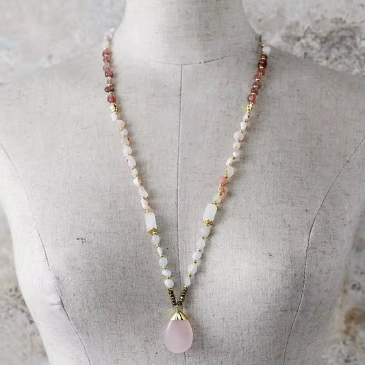 Collier Éclat Divin en Quartz Rose