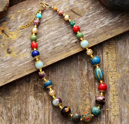 Collier de Luxe Ethnique en Pierres Naturelles – Fait Main