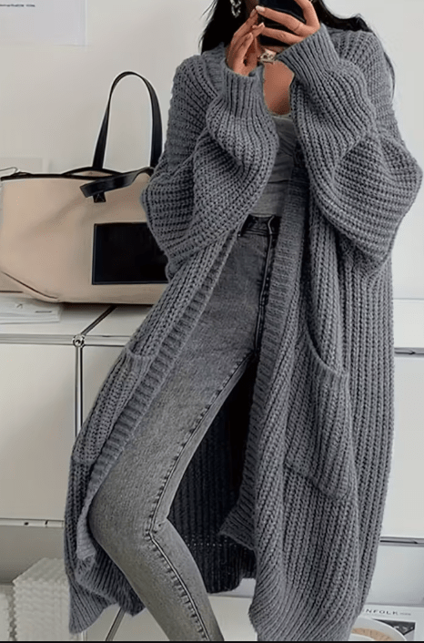 Cardigan Long Chic en Maille – Gris Élégant