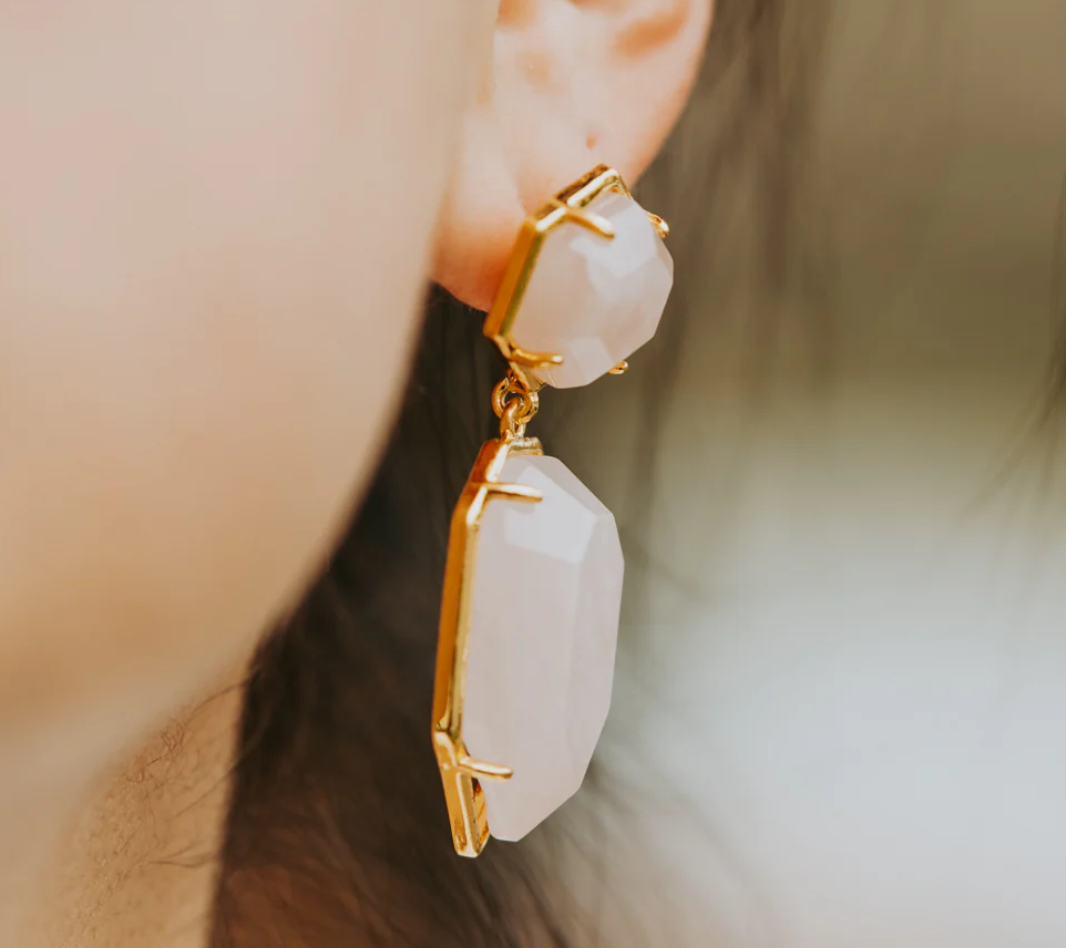 ✨ Boucles d’Oreilles “Éclat Divin” en Quartz Rose & Améthyste – Fait Main (5 cm)