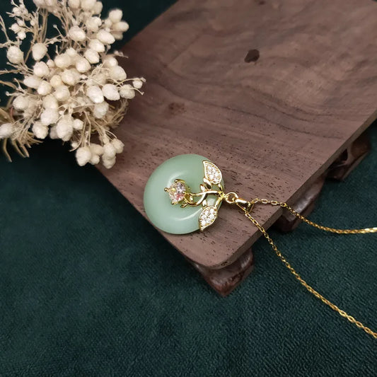 Collier Jade Éternel